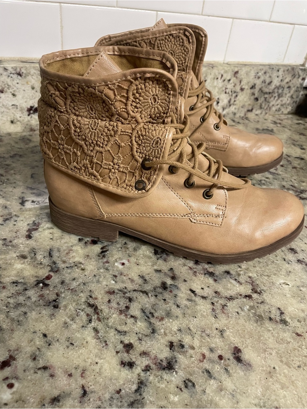 Lace-Trim Fold-Over Ankle Boots - Tan Women’s Shoes spray paint size 9.5 winter